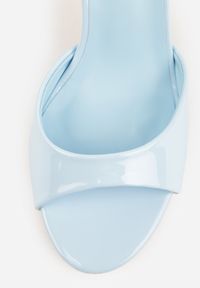 Born2be - Niebieskie Klasyczne Sandały na Szpilce z Paskiem Wokół Kostki Berenne. Okazja: na co dzień, na randkę. Zapięcie: pasek. Kolor: niebieski. Materiał: jeans. Obcas: na szpilce. Styl: klasyczny. Wysokość obcasa: średni #7