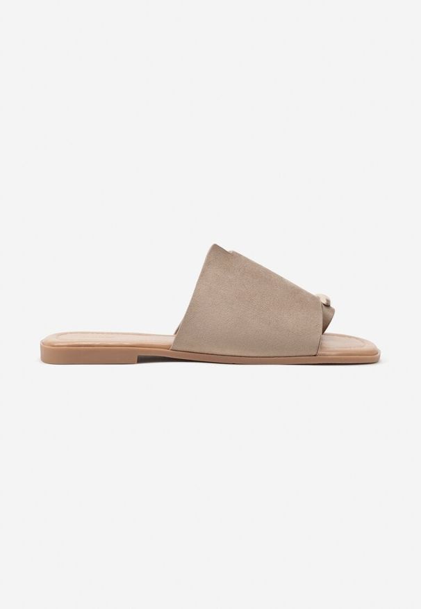 Born2be - Ciemnobeżowe Klapki Vices Japonki z Metaliczną Ozdobą Arezelia. Okazja: na co dzień. Kolor: beżowy. Wzór: aplikacja. Styl: casual, elegancki