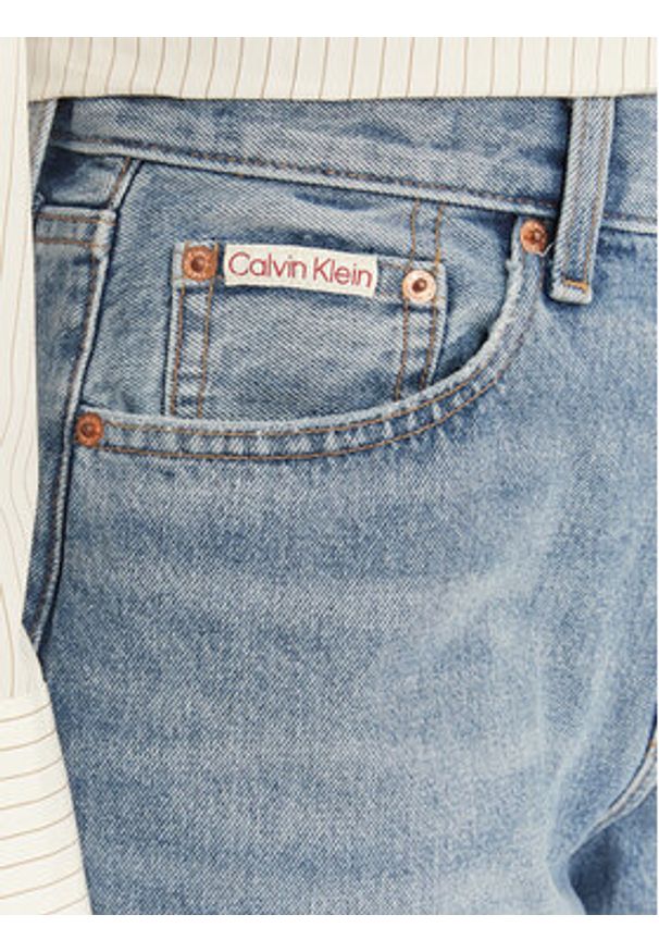 Calvin Klein Jeans Szorty jeansowe LV047F774G Niebieski Regular Fit. Kolor: niebieski. Materiał: bawełna