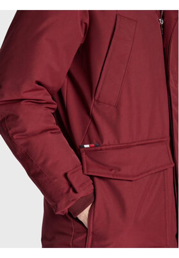 TOMMY HILFIGER - Tommy Hilfiger Kurtka puchowa Rockie MW0MW27689 Bordowy Regular Fit. Kolor: czerwony. Materiał: syntetyk. Sezon: zima