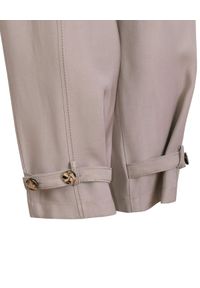 CATERINA - Beżowe spodnie z luźnymi nogawkami. Kolor: beżowy. Materiał: guma. Styl: elegancki #2