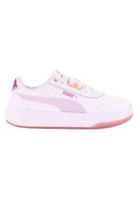 Buty do chodzenia damskie Puma Tori Candy. Kolor: biały. Materiał: materiał, syntetyk. Szerokość cholewki: normalna. Sport: turystyka piesza