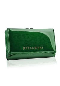 Betlewski - Portfel damski BETLEWSKI ZBPD-BS-108 ZIELONY. Kolor: zielony. Materiał: skóra