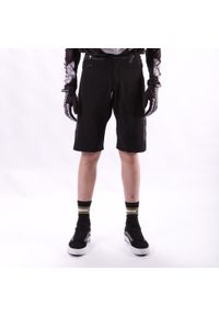 STAY STRONG - Szorty Stay Strong V2 race. Kolor: czarny. Materiał: materiał. Długość: krótkie. Sezon: lato #1