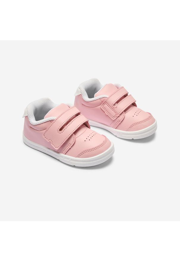 Decathlon - Buty dla dzieci Domyos 100 I Learn. Kolor: biały, różowy, wielokolorowy. Materiał: materiał. Sport: turystyka piesza
