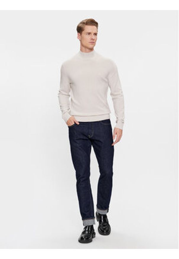 Calvin Klein Sweter Superior K10K110424 Beżowy Regular Fit. Kolor: beżowy. Materiał: wełna