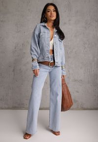 Renee - Niebieska Jeansowa Kurtka z Bawełną w Stylu Basic Elliemia. Kolor: niebieski. Materiał: bawełna, jeans. Wzór: haft, grochy. Styl: klasyczny, retro, boho #6