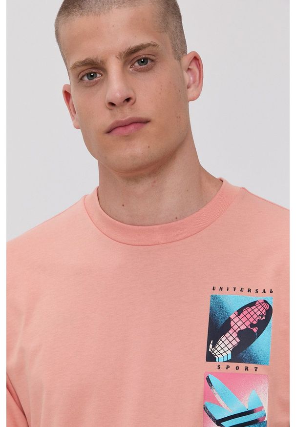 adidas Originals - Longsleeve. Okazja: na co dzień. Kolor: pomarańczowy. Materiał: bawełna. Długość rękawa: długi rękaw. Wzór: nadruk. Styl: casual