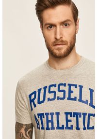 Russell Athletic - T-shirt. Okazja: na co dzień. Kolor: szary. Materiał: bawełna, dzianina. Wzór: nadruk. Styl: casual #2