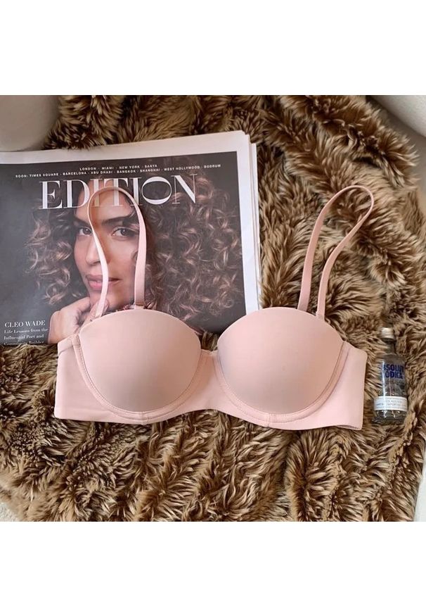 Intica - Biustonosz balkonetka push-up z regulowanymi ramiączkami Arnetta. Kolor: różowy. Rodzaj stanika: push-up