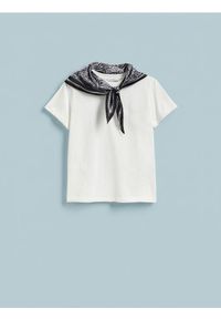 Reserved - T-shirt z apaszką - biały. Kolor: biały. Materiał: bawełna, dzianina. Styl: klasyczny #1
