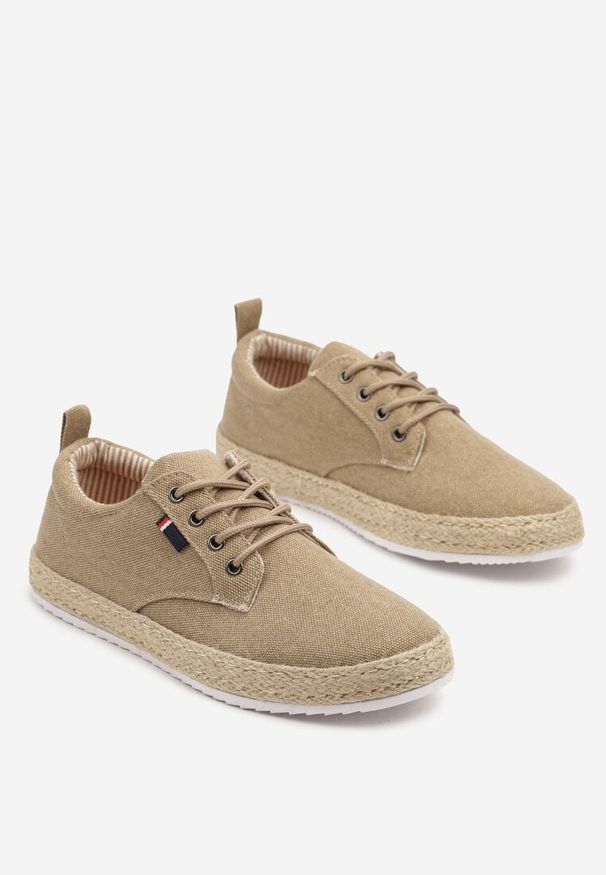 Born2be - Ciemnobeżowe Półbuty Tenisówki Ozdobione Plecionką Sarivira. Kolor: beżowy. Wzór: aplikacja. Styl: klasyczny, elegancki