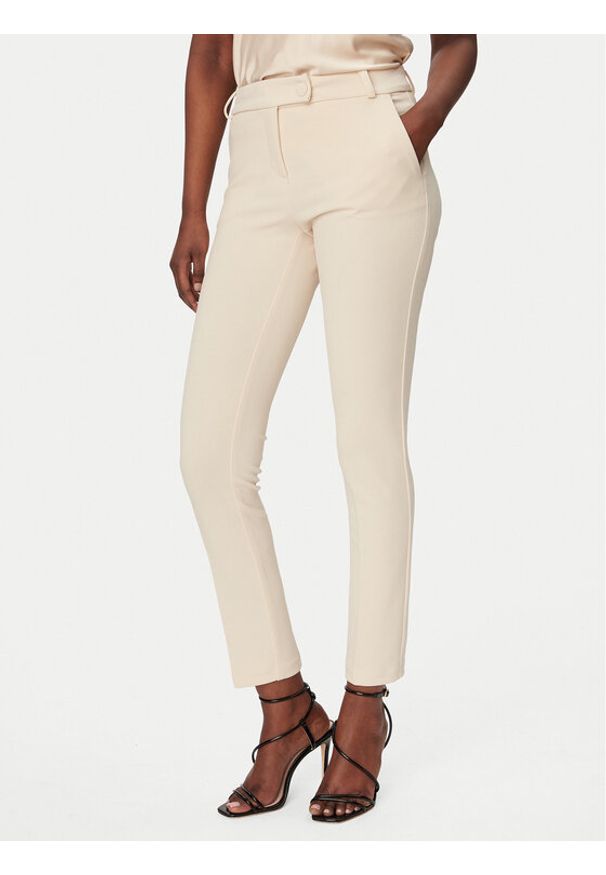 Rinascimento Spodnie materiałowe CFC0127865003 Beżowy Slim Fit. Kolor: beżowy. Materiał: syntetyk
