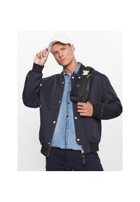 Nerka Guess. Kolor: czarny #1