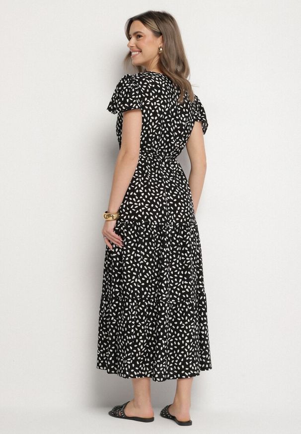 Born2be - Czarna Sukienka z Bawełną i Geometrycznym Wzorem Lunavella. Okazja: na co dzień, na spacer. Kolor: czarny. Materiał: bawełna. Wzór: geometria. Sezon: lato. Typ sukienki: proste. Styl: casual, elegancki