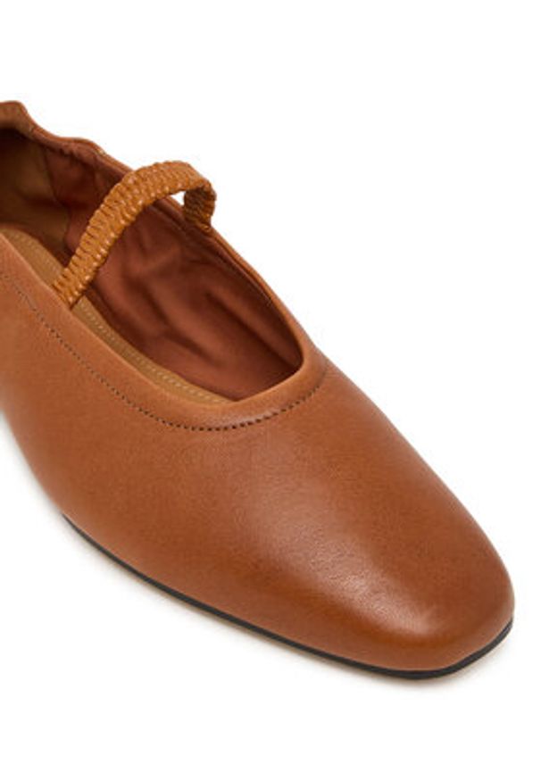 TOMMY HILFIGER - Tommy Hilfiger Baleriny Soft Leather Ellastic Ballerina FW0FW09245 Brązowy. Kolor: brązowy. Materiał: skóra