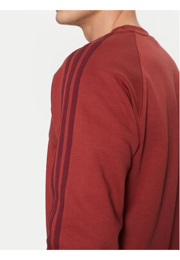 Adidas - adidas Bluza adicolor Classics 3-Stripes JP0992 Czerwony Regular Fit. Kolor: czerwony. Materiał: syntetyk