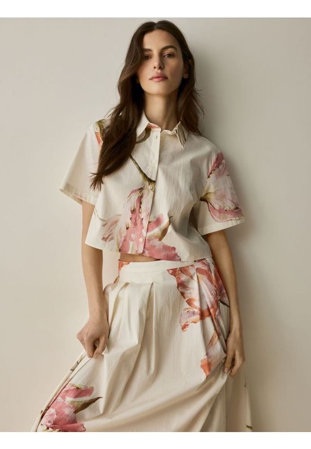 Reserved - Koszula w kwiaty - wielobarwny. Materiał: bawełna. Wzór: kwiaty