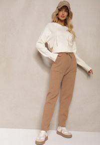 Renee - Ciemnobeżowe Spodnie z Bawełną High Waist Ozdobione Sznurkiem Venaline. Okazja: na co dzień. Stan: podwyższony. Kolor: beżowy. Materiał: bawełna. Wzór: aplikacja. Styl: klasyczny, casual #3