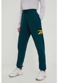 Reebok Classic spodnie dresowe damskie kolor zielony z nadrukiem. Kolor: zielony. Materiał: dresówka. Wzór: nadruk #1