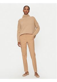 Marella Spodnie materiałowe Gerona 2423136052 Brązowy Straight Fit. Kolor: brązowy. Materiał: syntetyk