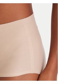 Chantelle Figi klasyczne z wysokim stanem Soft Stretch Plus Size C11370 Beżowy. Stan: podwyższony. Kolekcja: plus size. Kolor: beżowy. Materiał: syntetyk
