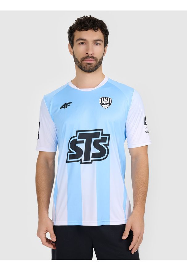 4f - 4F Koszulka klubowa wyjazdowa z sezonu 2025/26 z możliwością personalizacji męska 4F x Mazur Radzymin - niebieska L. Kolor: niebieski. Materiał: dzianina, skóra. Długość: długie. Wzór: napisy. Sezon: lato. Styl: klasyczny