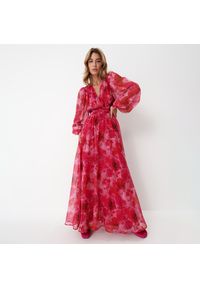 Mohito - Sukienka maxi w kwiaty - Czerwony. Kolor: czerwony. Wzór: kwiaty. Długość: maxi #1