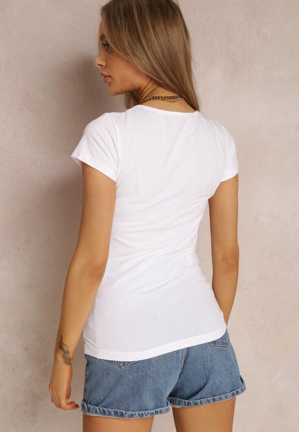 Renee - Biały T-shirt Amarhyse. Okazja: na co dzień. Kolor: biały. Materiał: materiał, bawełna. Długość rękawa: krótki rękaw. Długość: krótkie. Wzór: aplikacja. Styl: casual