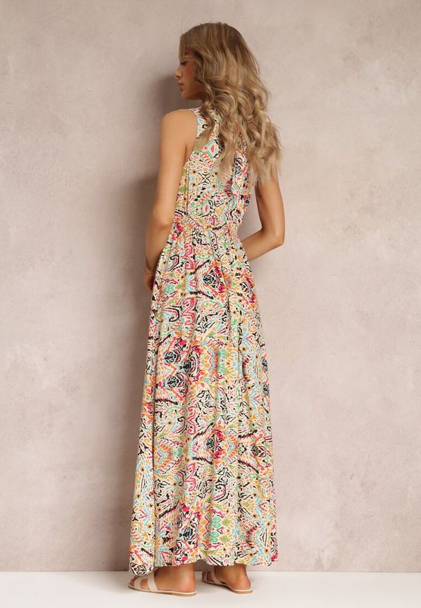 Renee - Beżowa Długa Sukienka Kopertowa Wiązana z Tyłu z Wiskozy Saolene. Kolor: beżowy. Materiał: wiskoza. Sezon: wiosna, lato. Typ sukienki: kopertowe. Długość: maxi