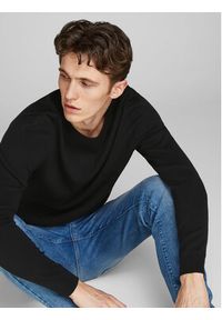 Jack & Jones - Jack&Jones Sweter Basic 12137190 Czarny Regular Fit. Kolor: czarny. Materiał: bawełna