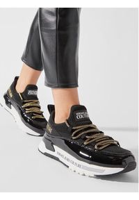 Versace Jeans Couture Sneakersy 75VA3SAB Czarny. Kolor: czarny. Materiał: materiał #6