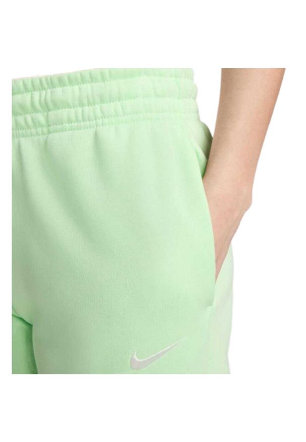 odzież Damskie Nike. Kolor: zielony. Sport: fitness