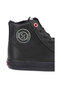 Czarne Sneakersy Damskie Cross Jeans Modne Obuwie. Okazja: na co dzień. Wysokość cholewki: przed kolano. Zapięcie: sznurówki. Kolor: czarny. Materiał: guma, materiał. Szerokość cholewki: normalna