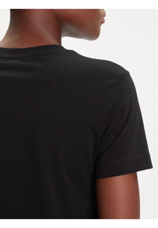 GANT - Gant T-Shirt Shield 4200200 Czarny Regular Fit. Kolor: czarny. Materiał: bawełna