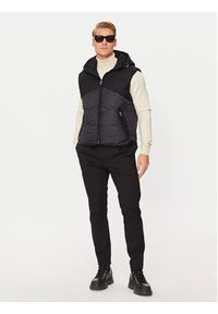Baldessarini Bezrękawnik B2 50106/4109 Czarny Regular Fit. Kolor: czarny. Materiał: syntetyk. Długość rękawa: bez rękawów