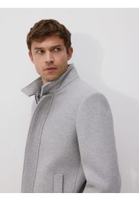 Reserved - Płaszcz z wełną - jasnoszary. Kolor: szary. Materiał: wełna