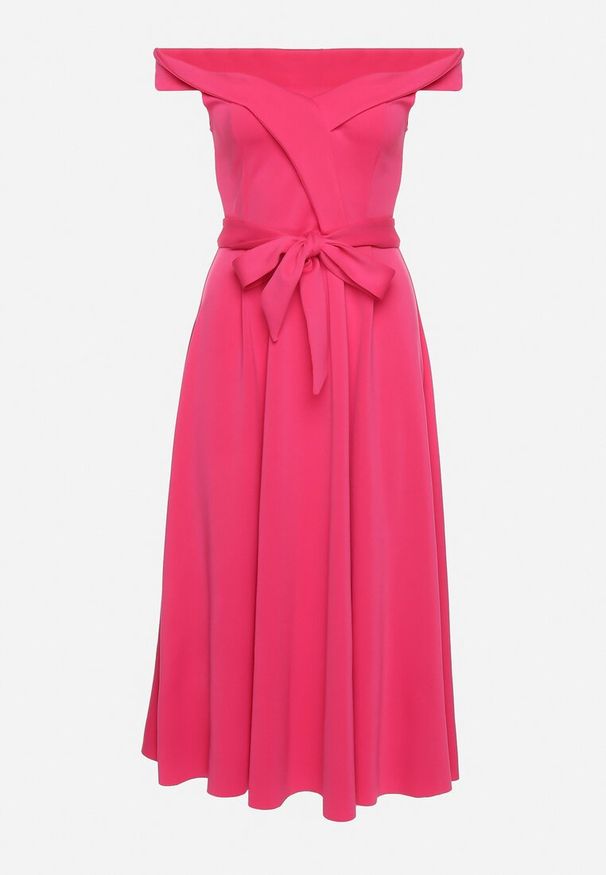 Born2be - Fuksjowa Elegancka Sukienka o Fasonie Hiszpanki z Materiałowym Paskiem Xaelia. Typ kołnierza: dekolt hiszpanka. Kolor: różowy. Materiał: materiał. Styl: elegancki