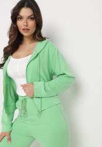 Born2be - Jasnozielony Komplet Dresowy Bluza z Kapturem Rozpinana i Szerokie Spodnie Avesmira. Kolor: zielony. Materiał: dresówka #7