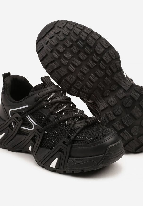 Renee - Czarne Sneakersy na Platformie z Cyrkoniami i Geometrycznym Wzorem Lavivione. Okazja: na co dzień. Kolor: czarny. Materiał: jeans. Wzór: geometria. Obcas: na platformie