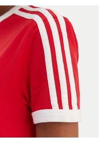 Adidas - adidas T-Shirt 3-Stripes KD3676 Czerwony Slim Fit. Kolor: czerwony. Materiał: bawełna #4