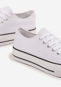 Born2be - Biało-Czarne Trampki Vices na Grubszej Podeszwie pod Kostkę Tilomea. Okazja: na co dzień. Zapięcie: sznurówki. Kolor: biały. Materiał: jeans. Styl: casual #4