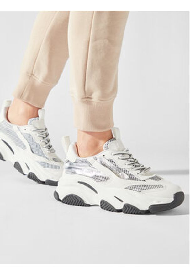 Steve Madden Sneakersy Possession-E Sneaker SM19000033-04005-04D Srebrny. Kolor: srebrny. Materiał: skóra