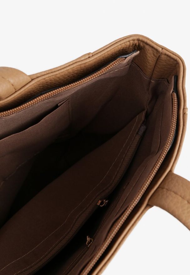 Born2be - Ciemnobeżowa Torebka w Stylu Shopperki z Dodatkowym Regulowanym Paskiem Gemeriana. Kolor: beżowy. Wzór: aplikacja. Styl: wizytowy, klasyczny, casual. Rodzaj torebki: na ramię
