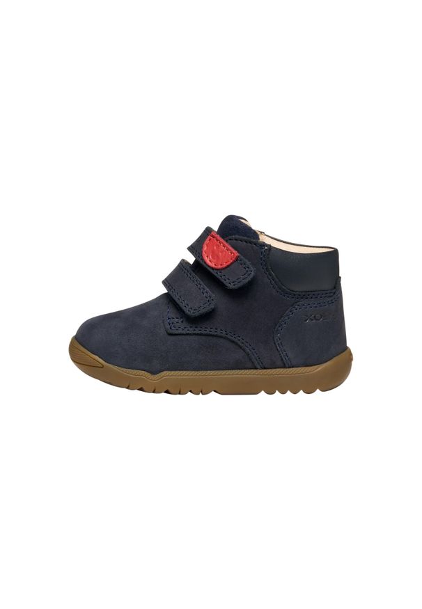 Geox - Buty GEOX B MACCHIA BOY Niebieski. Kolor: niebieski. Materiał: skóra. Styl: sportowy. Sport: turystyka piesza