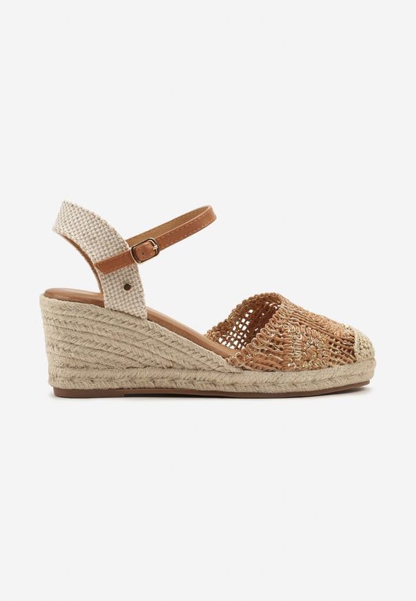 Born2be - Brązowe Ażurowe Sandały w Stylu Boho na Koturnie z Plecionki Tenalisea. Okazja: na spacer, na spotkanie biznesowe. Kolor: brązowy. Wzór: ażurowy. Sezon: lato, wiosna. Obcas: na koturnie. Styl: boho