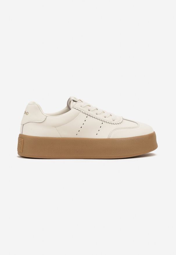 Renee - Beżowe Sneakersy na Platformie Ozdobione Perforacją Haladina. Okazja: na co dzień. Zapięcie: sznurówki. Kolor: beżowy. Materiał: jeans. Wzór: aplikacja. Obcas: na platformie
