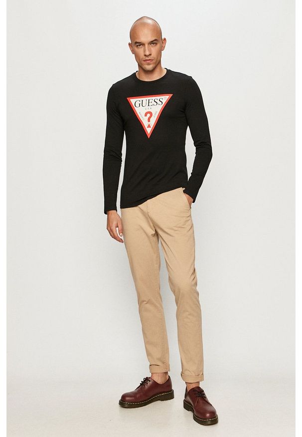 Guess - Longsleeve. Okazja: na co dzień. Kolor: czarny. Długość rękawa: długi rękaw. Wzór: nadruk. Styl: casual