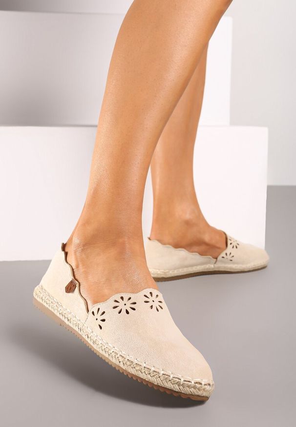 Born2be - Beżowe Espadryle Undefeatability. Okazja: na co dzień. Kolor: beżowy. Wzór: ażurowy. Styl: boho, casual, elegancki