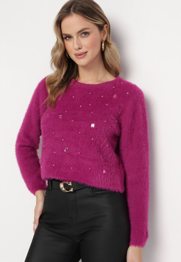 Born2be - Fioletowy Sweter z Dłuższym Włosiem i Kryształkami Hennilla. Kolekcja: plus size. Kolor: fioletowy. Materiał: dzianina. Długość rękawa: długi rękaw. Długość: długie